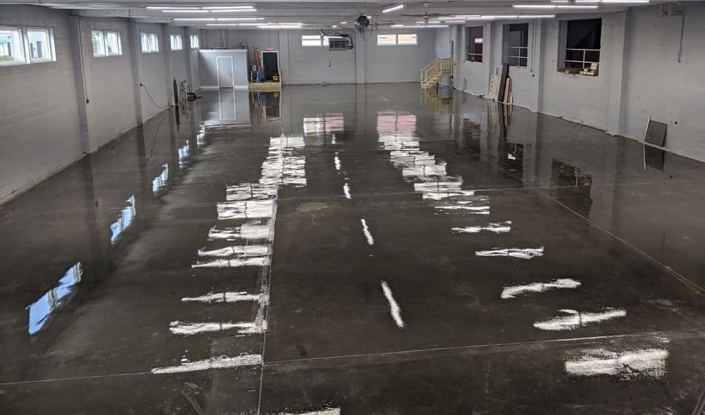 6009 Epoxy Base & E322HW Urethane Topcoat (Finished)