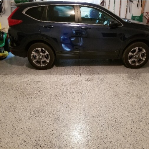 6009 Epoxy Garage - Light Gray, Heavy Flake Broadcast