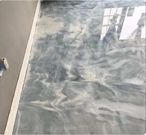 5500 Polyaspartic Floor - Metallic System with Clear Topcoat