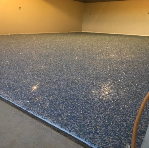 HyperREZ Epoxy Garage - Sable Gray Epoxy with Heavy Flake Broadcast