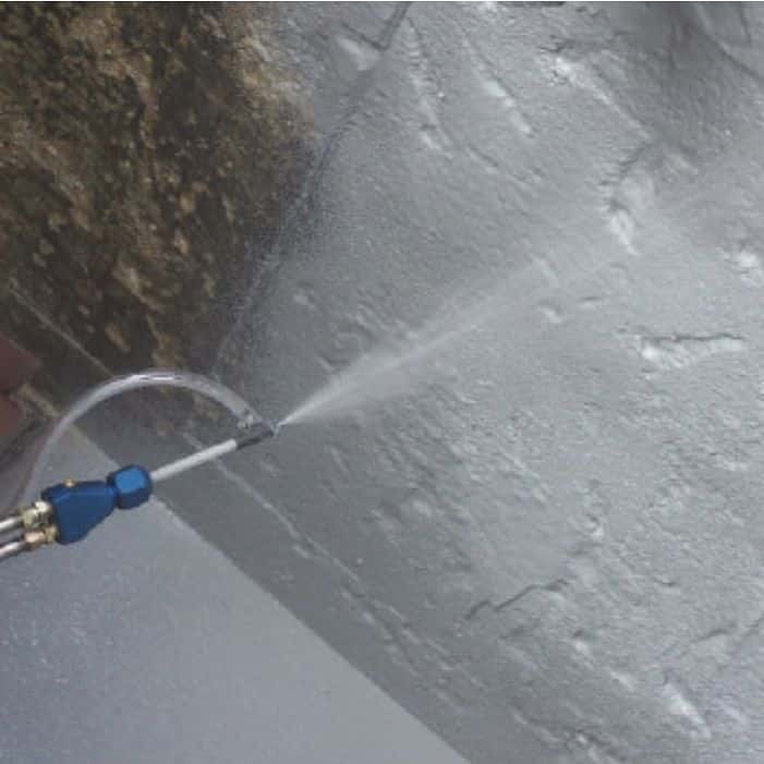 1007 Polyurea Spray Quick Set Chevron Oil Refinery Containment Project 1007 Polyurea Spray Quick Set Chevron Oil Refinery Containment Project