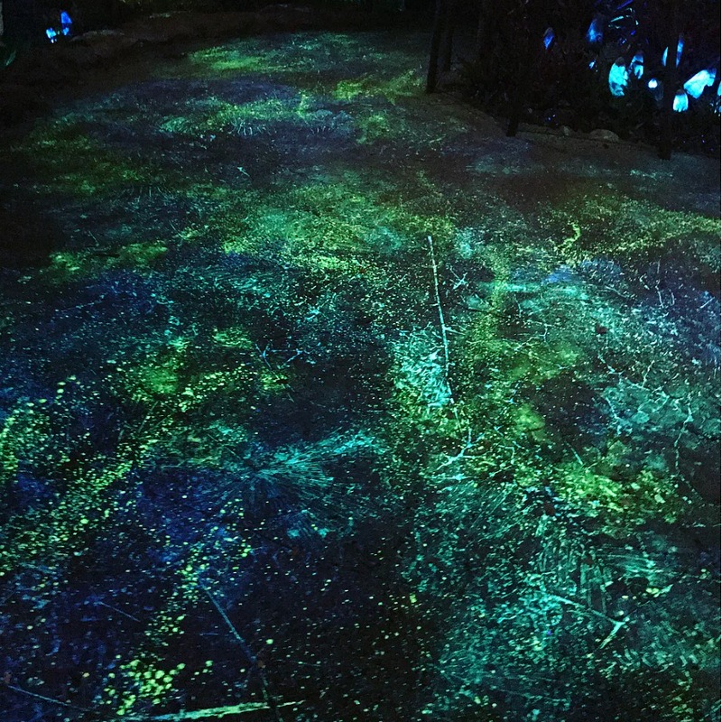 Anti-Slip Glow Sand - Green, Aqua and Blue